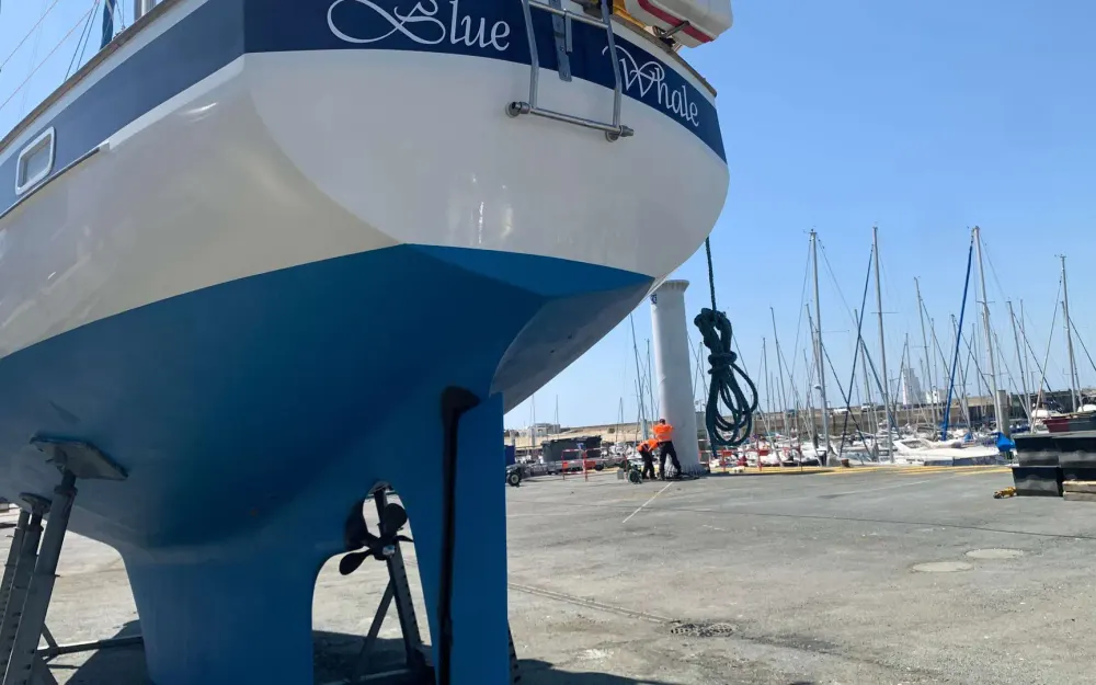 slider 54 Hallberg Rassy  352 - null