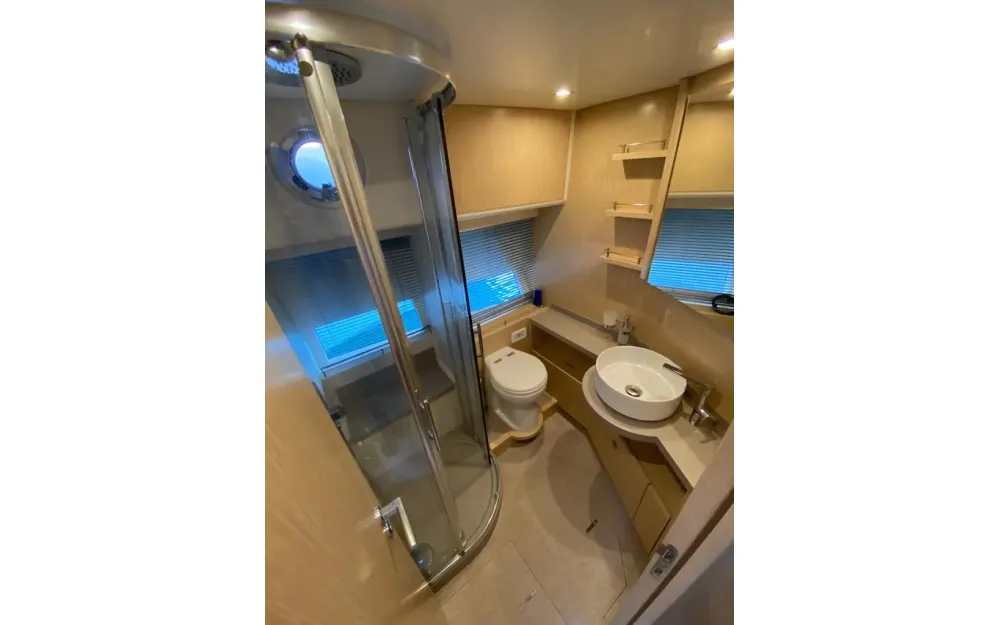 slider 11 Couach  1900 Mediterranean - null