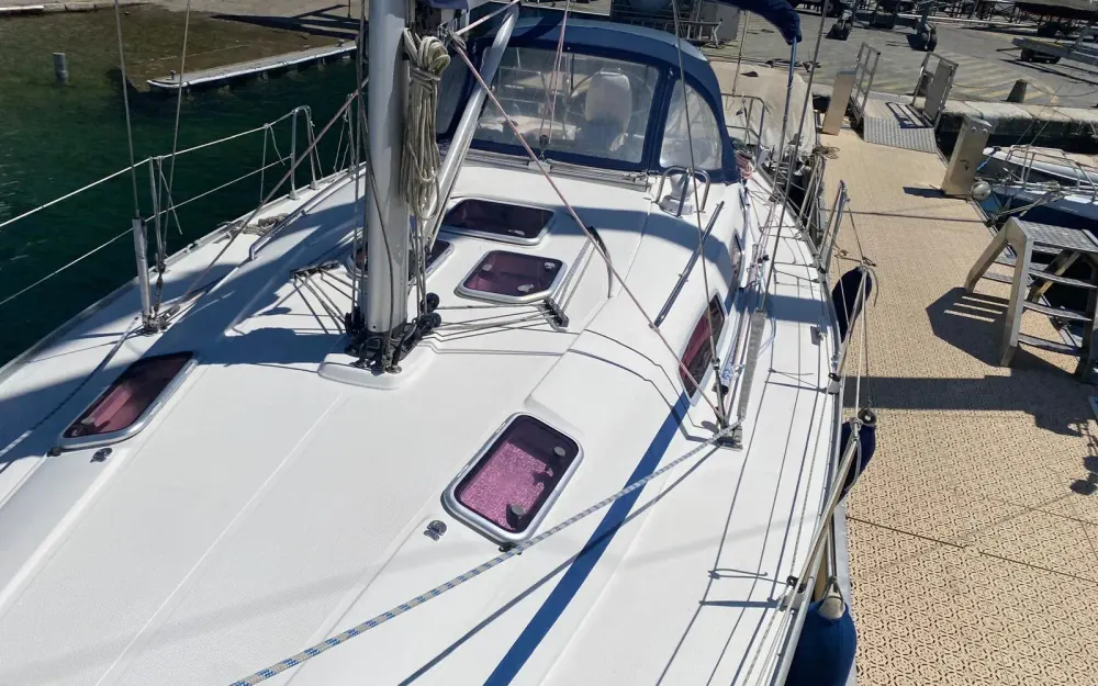 slider 1 Bavaria  38 Cruiser - null