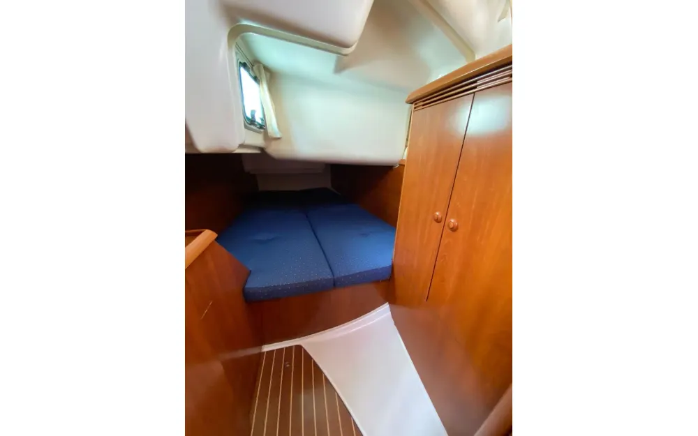 slider 9 Jeanneau Sun Odyssey 40.3 - null