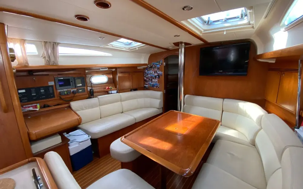 slider 5 Jeanneau Sun Odyssey 40.3 - null