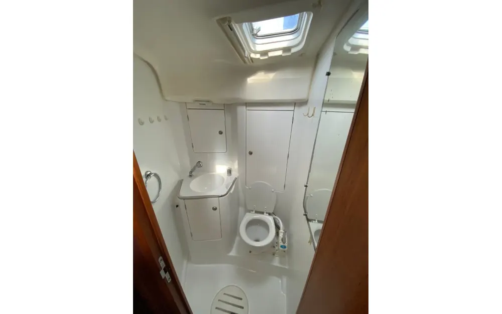 slider 8 Jeanneau Sun Odyssey 40.3 - null
