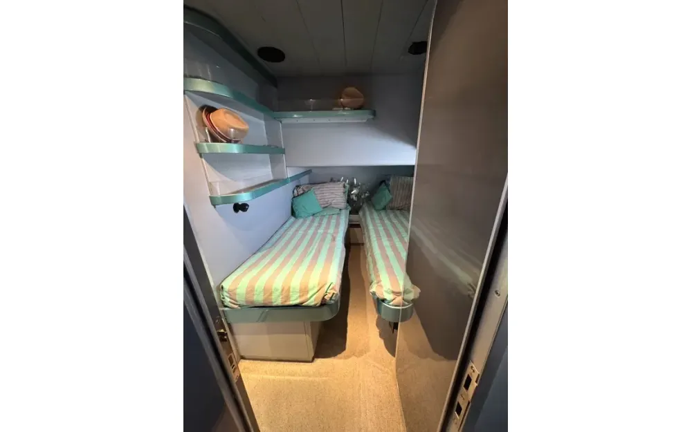 slider 15 Ferretti Altura 52 - null