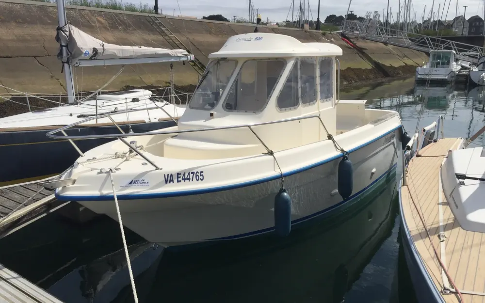 slider 1 Guymarine Antioche 600 - null