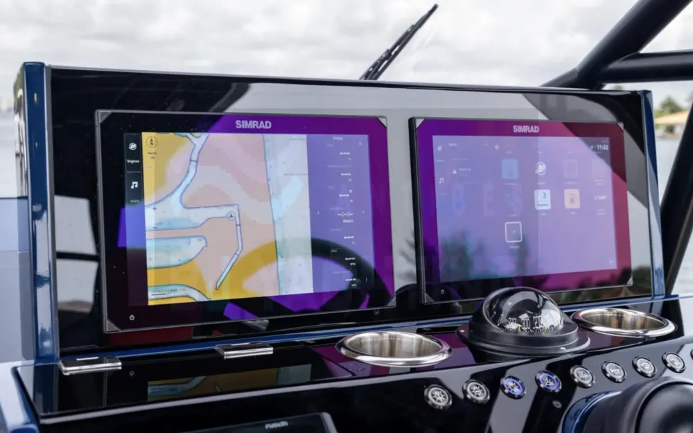 slider 12 De Antonio Yachts D37 - null