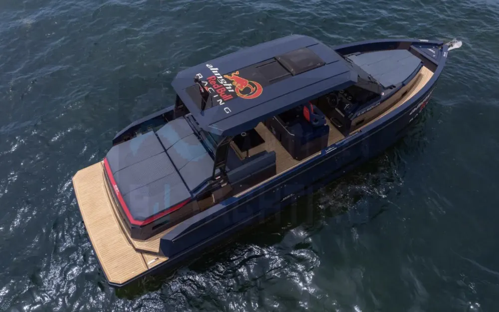 slider 6 De Antonio Yachts D37 - null
