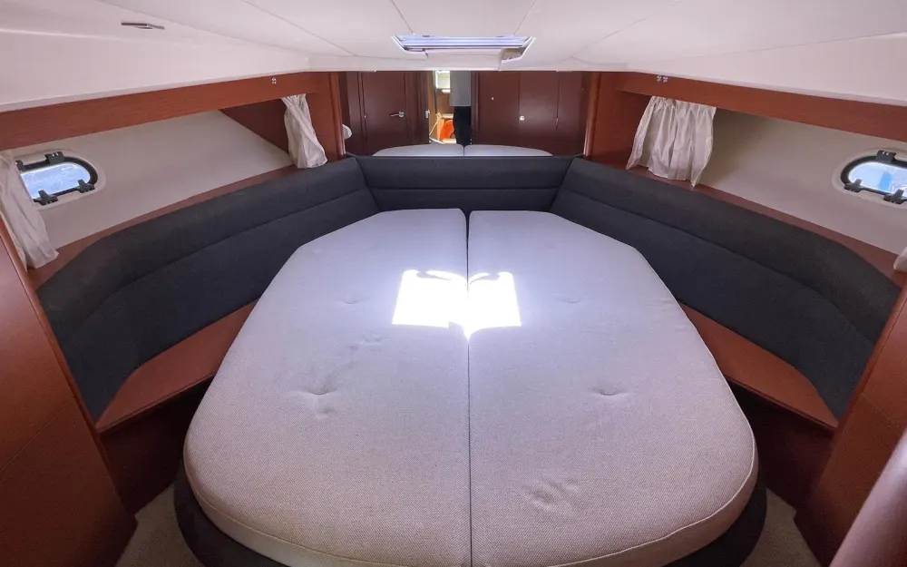 slider 18 Jeanneau Prestige 390 S - null