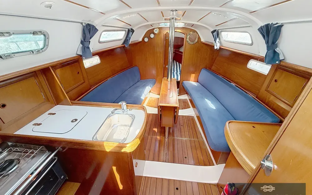 slider 1 Beneteau Oceanis 311 Clipper