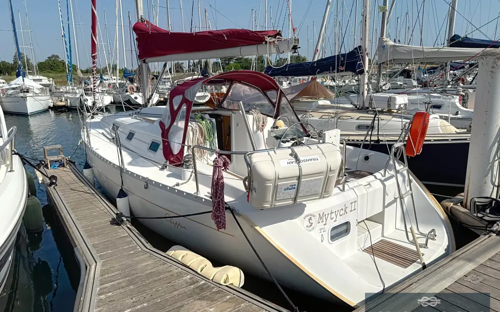 slider 19 Beneteau Oceanis 311 Clipper