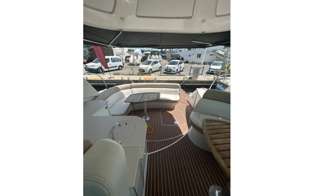 slider 12 Four Winns Vista 475