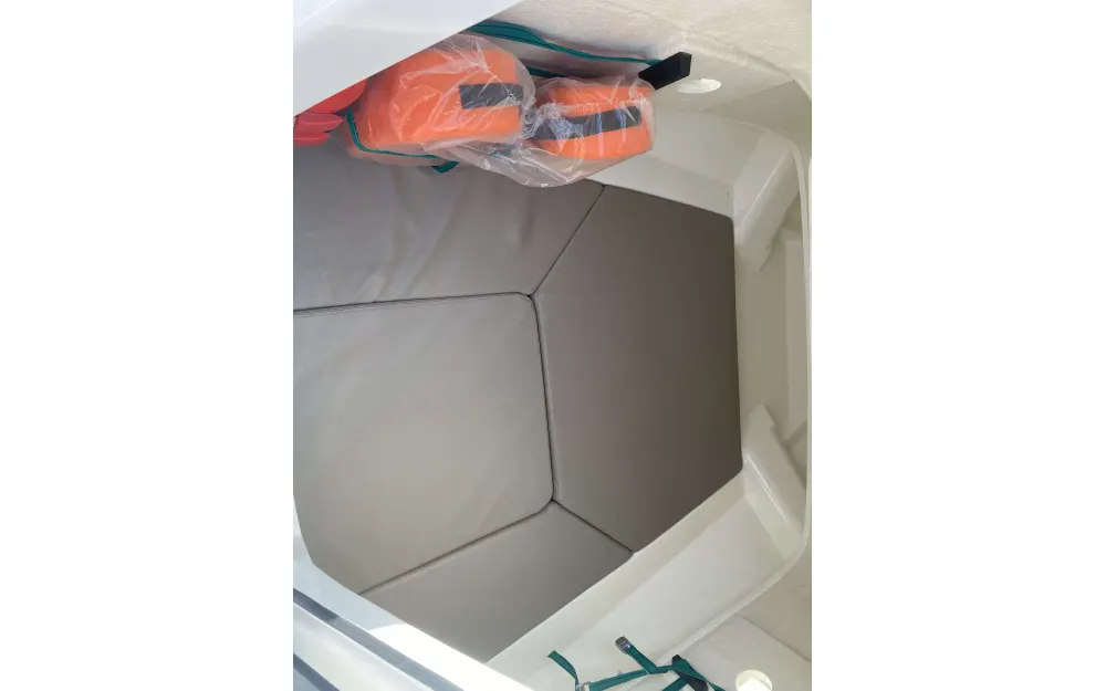 slider 12 Quicksilver Activ 675 Open
