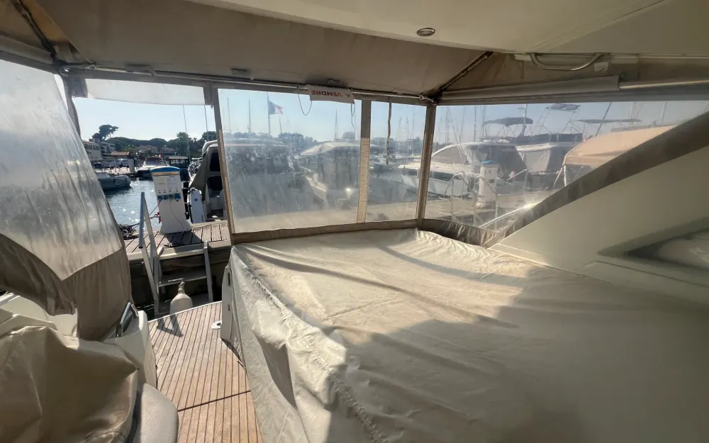 slider 4 Beneteau Flyer Gran Turismo 34 - null