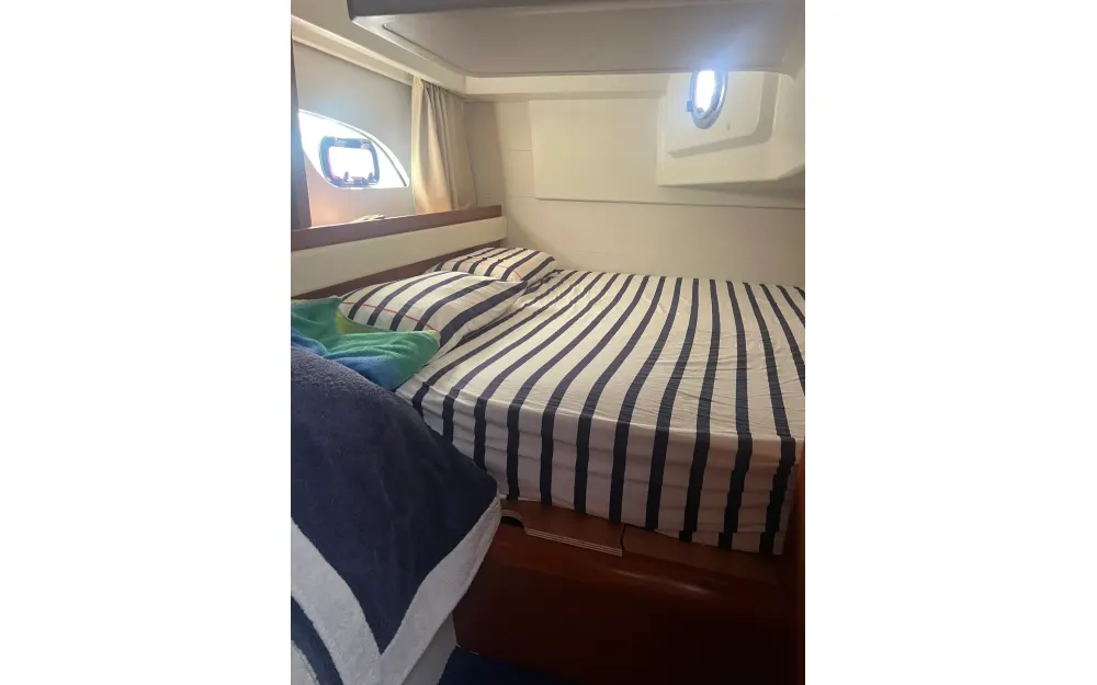 slider 6 Beneteau Flyer Gran Turismo 34 - null
