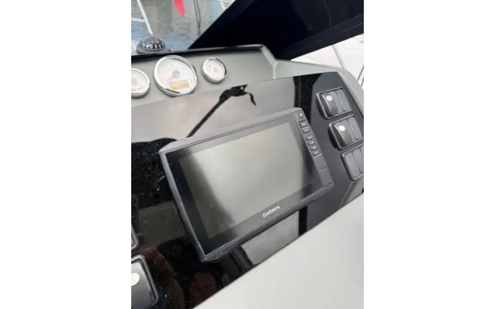 slider 6 Jeanneau Leader 30