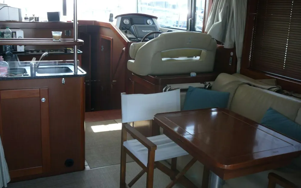 slider 9 Beneteau Swift Trawler 44