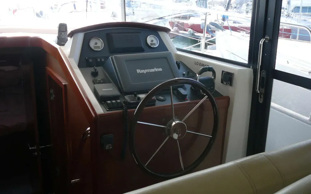 slider 12 Beneteau Swift Trawler 44