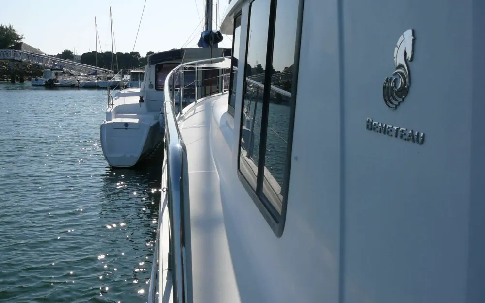 slider 8 Beneteau Swift Trawler 44