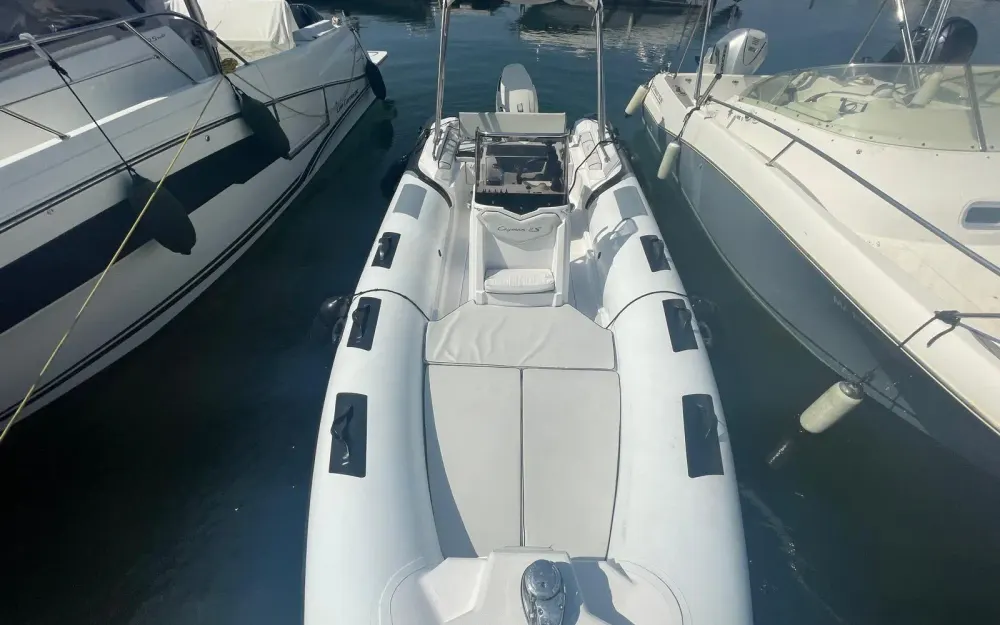 slider 2 Ranieri Cayman - null