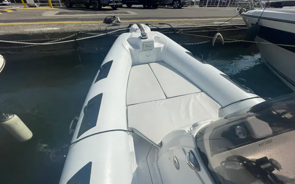 slider 4 Ranieri Cayman - null