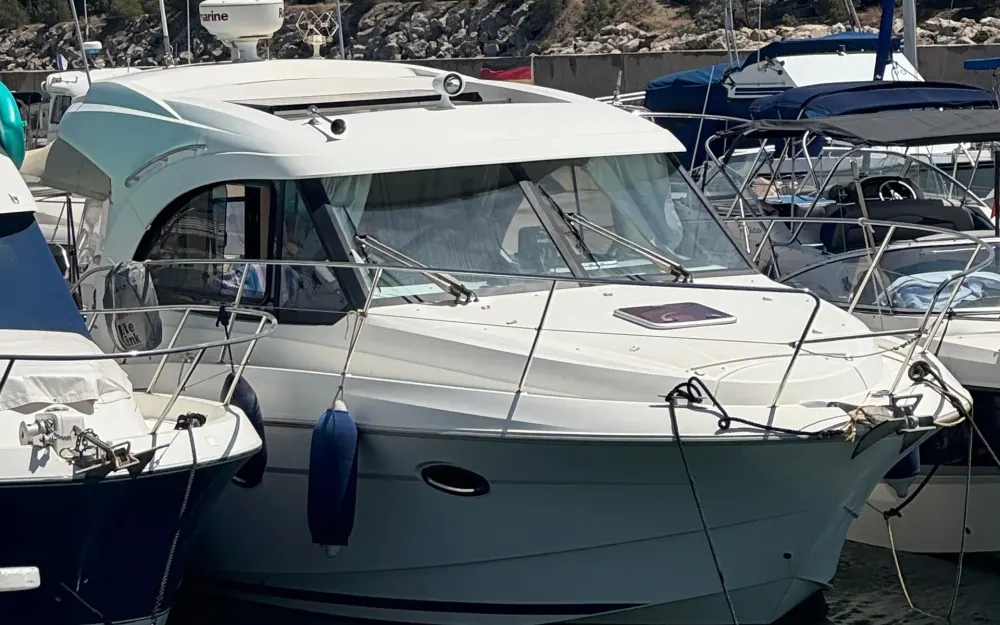 slider 1 Beneteau Antares 30 S