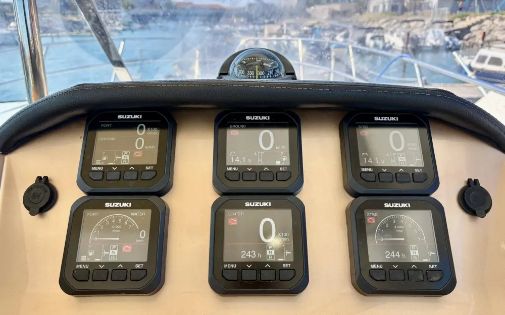 slider 13 Sessa Marine Key Largo 36 - null