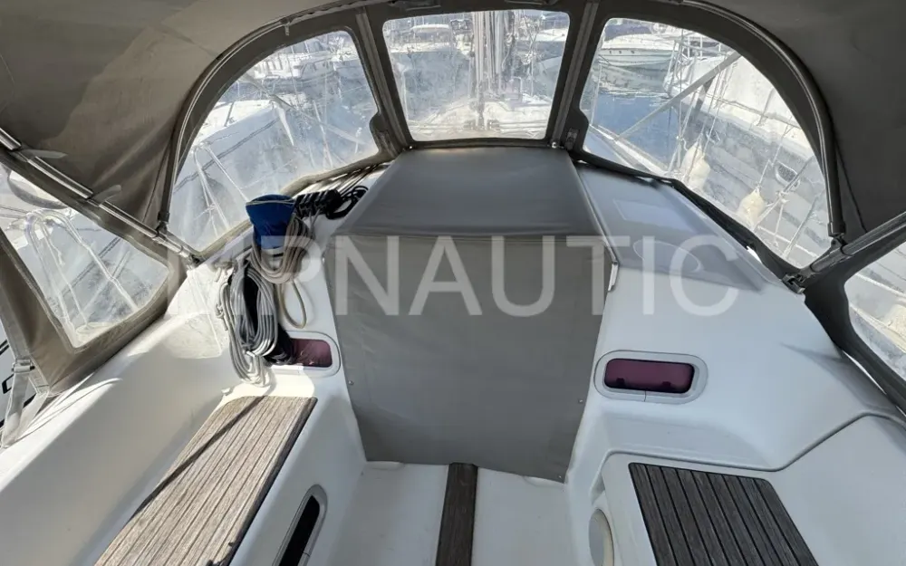 slider 7 Beneteau Oceanis 31