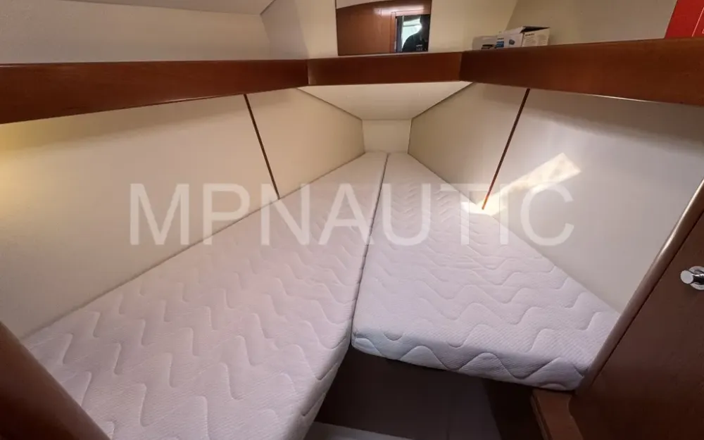 slider 15 Beneteau Oceanis 31