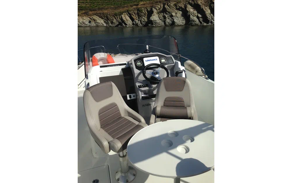 slider 2 Jeanneau Cap Camarat 6.5 CC