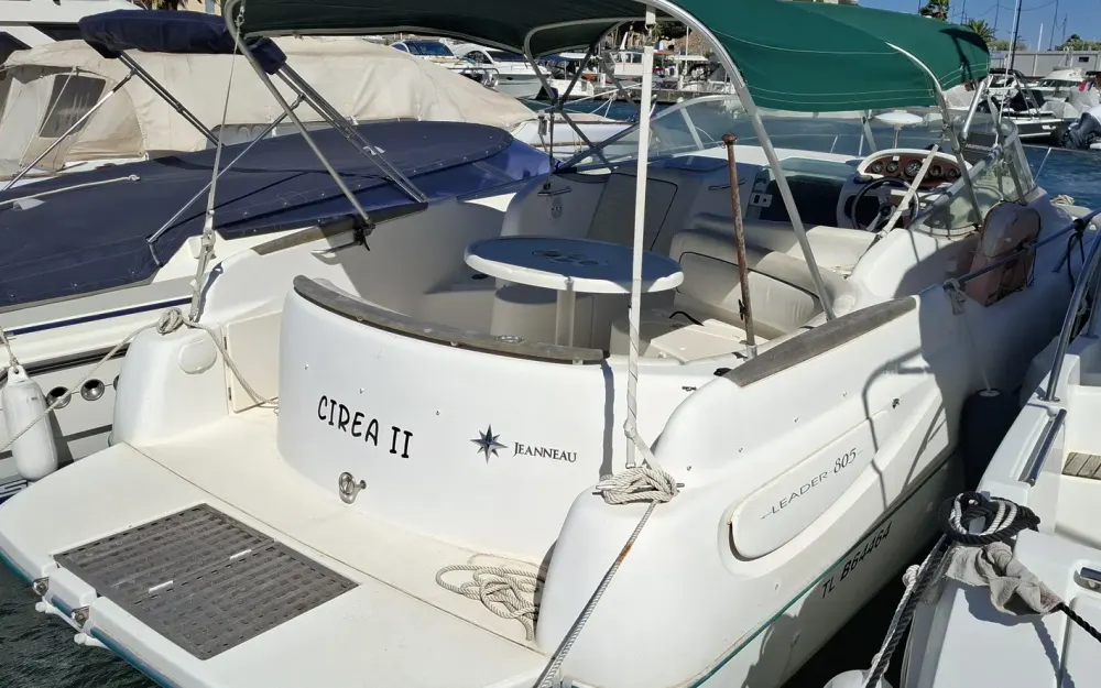 slider 6 Jeanneau Leader 805