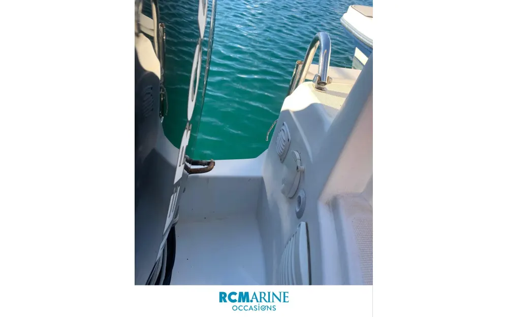 slider 5 Beneteau Flyer 500 - null
