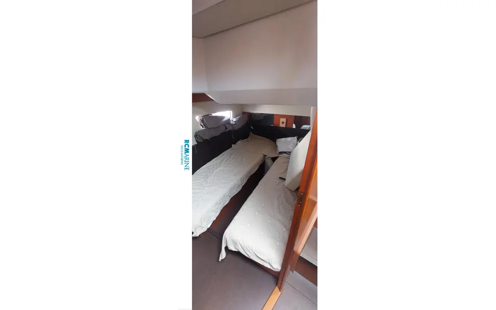 slider 4 Jeanneau Velasco 37 F - null