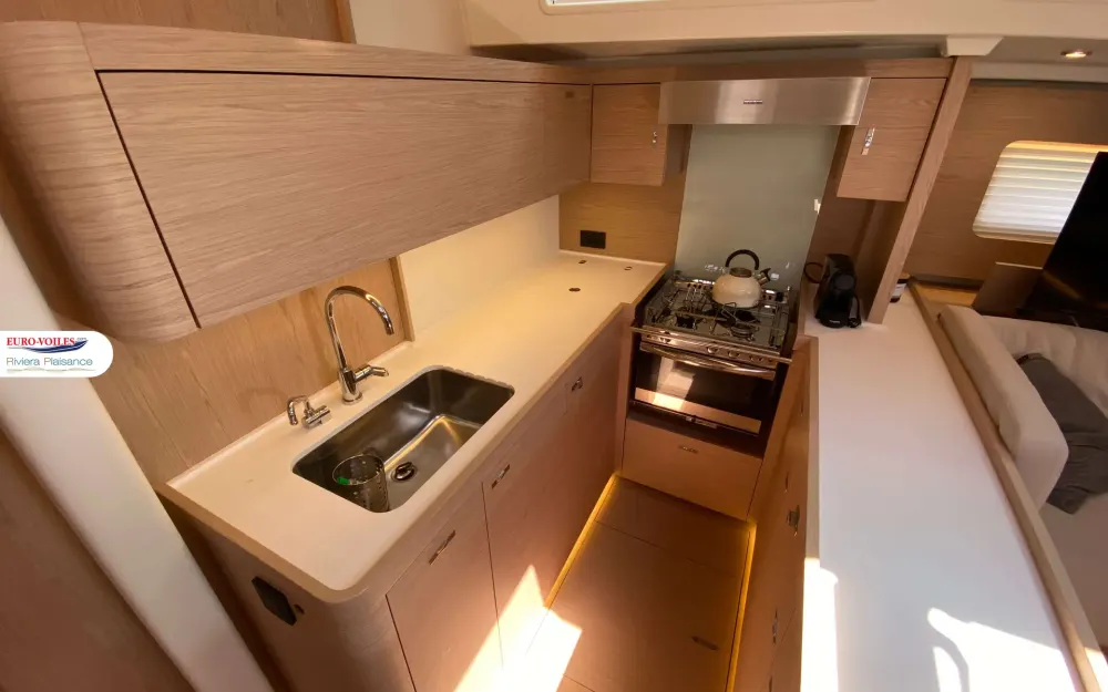 slider 9 Beneteau Oceanis 60 - null