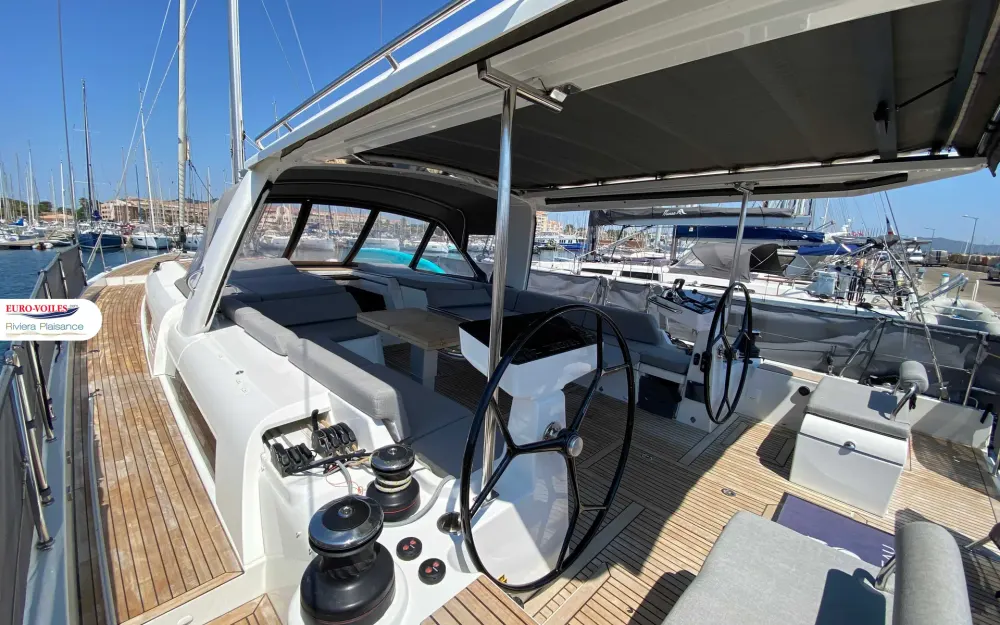 slider 18 Beneteau Oceanis 60 - null