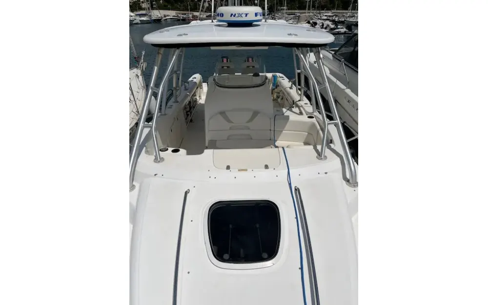 slider 14 Boston Whaler  320 Outrage