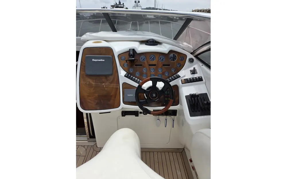 slider 9 Sunseeker Superhawk 48