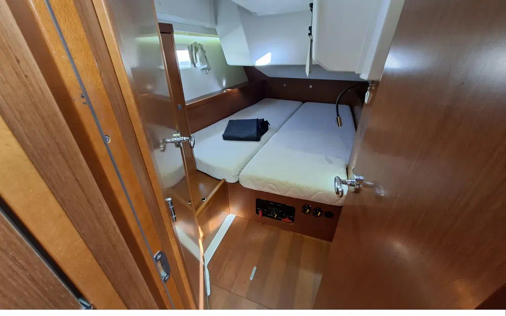 slider 9 Beneteau Oceanis 41