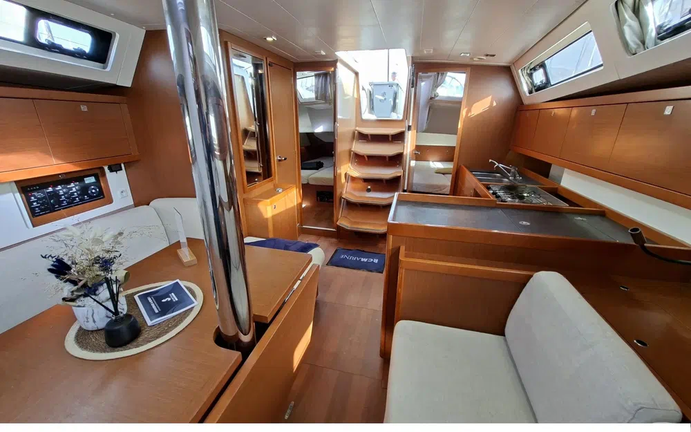 slider 7 Beneteau Oceanis 41