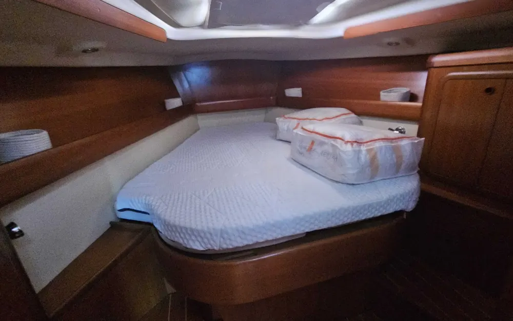 slider 12 Grand Soleil  43