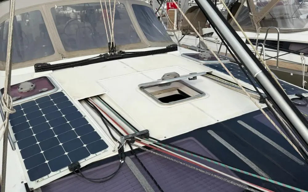 slider 8 Jeanneau  53