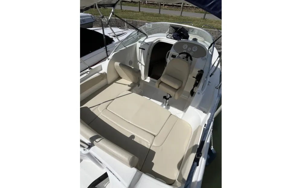 slider 2 Jeanneau Leader 625