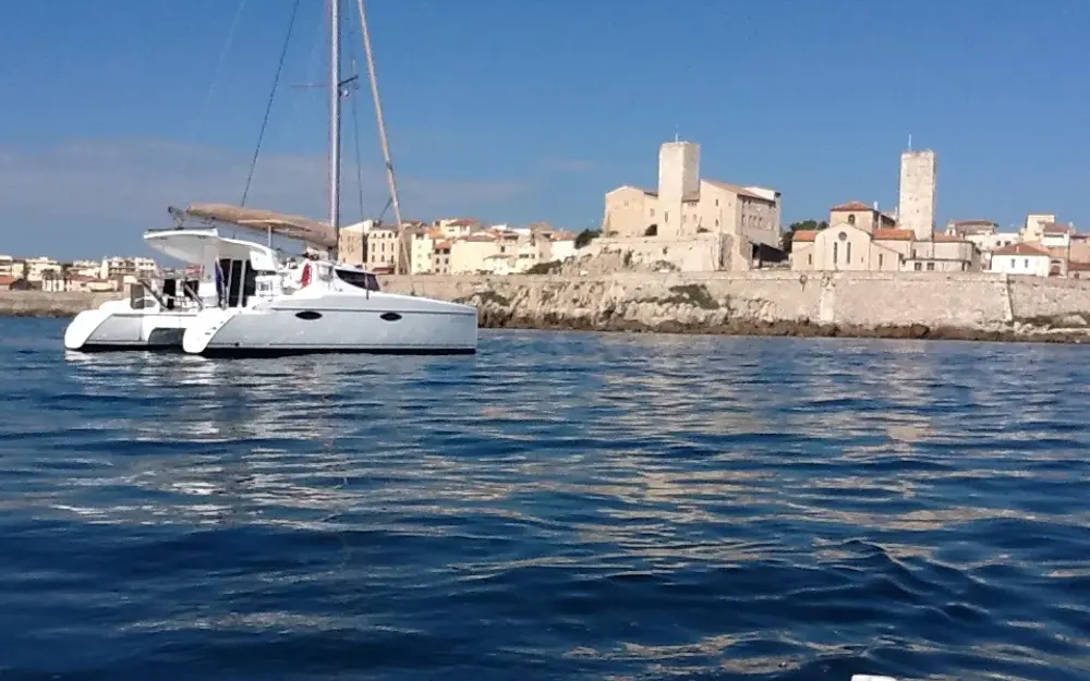 slider 17 Fountaine Pajot Mahe 36 Evolution