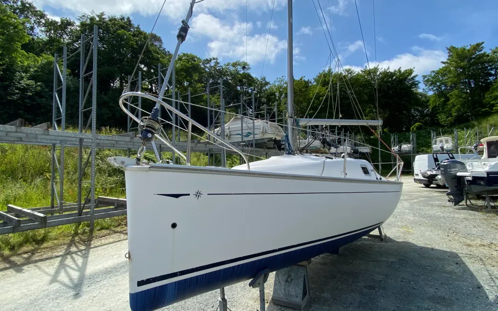 slider 10 Jeanneau Sun 2000