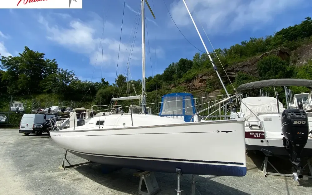 slider 0 Jeanneau Sun 2000