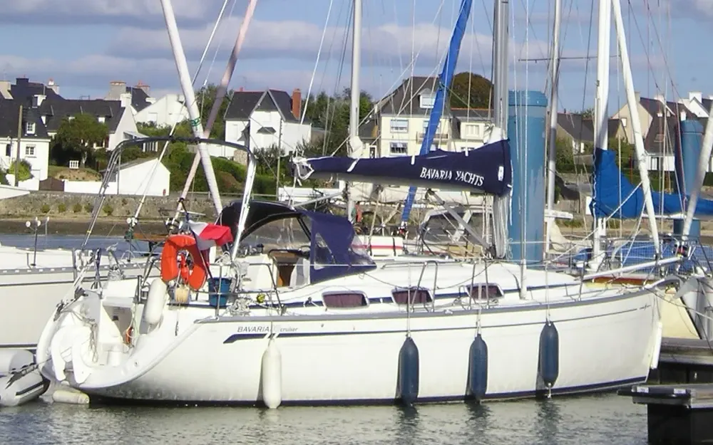 slider 0 Bavaria  30 Cruiser