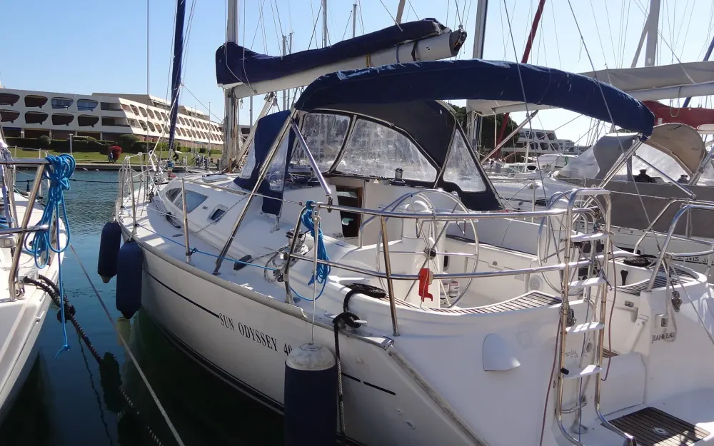 slider 1 Jeanneau Sun Odyssey 40