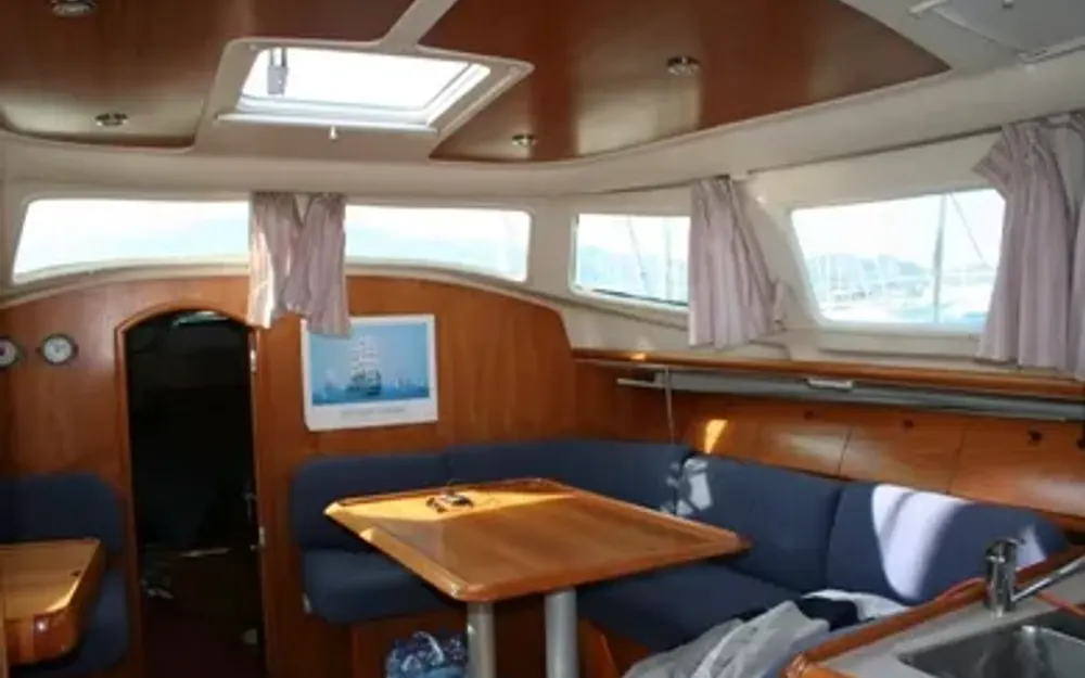 slider 4 Jeanneau Sun Odyssey 40 DS