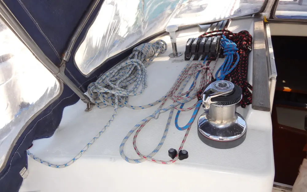 slider 4 Jeanneau Sun Odyssey 40