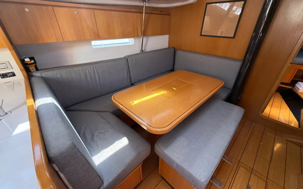 slider 18 Grand Soleil  46