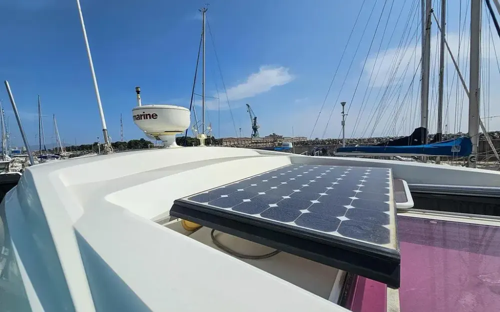 slider 22 Beneteau Antares 30