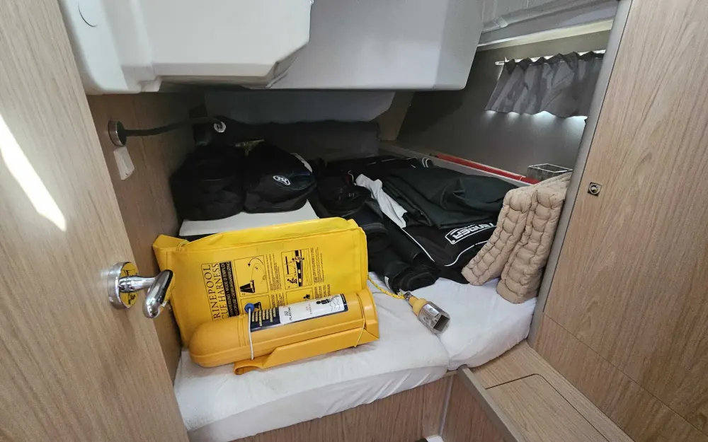 slider 13 Beneteau Oceanis 45